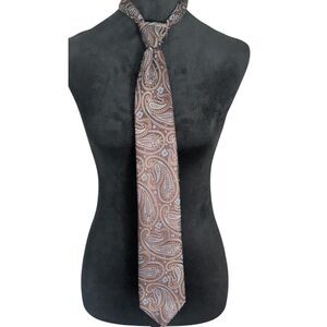 GEOFFREY BEENE Hand Made 100% Silk Paisley Tie Blue Gold Silver Woven Vtg